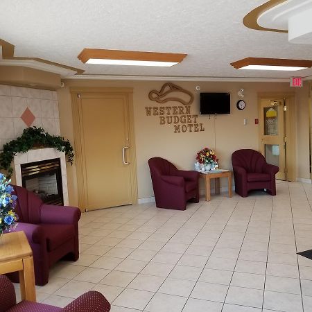 Western Budget Motel West Red Deer Extérieur photo