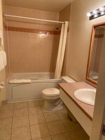 Western Budget Motel West Red Deer Extérieur photo