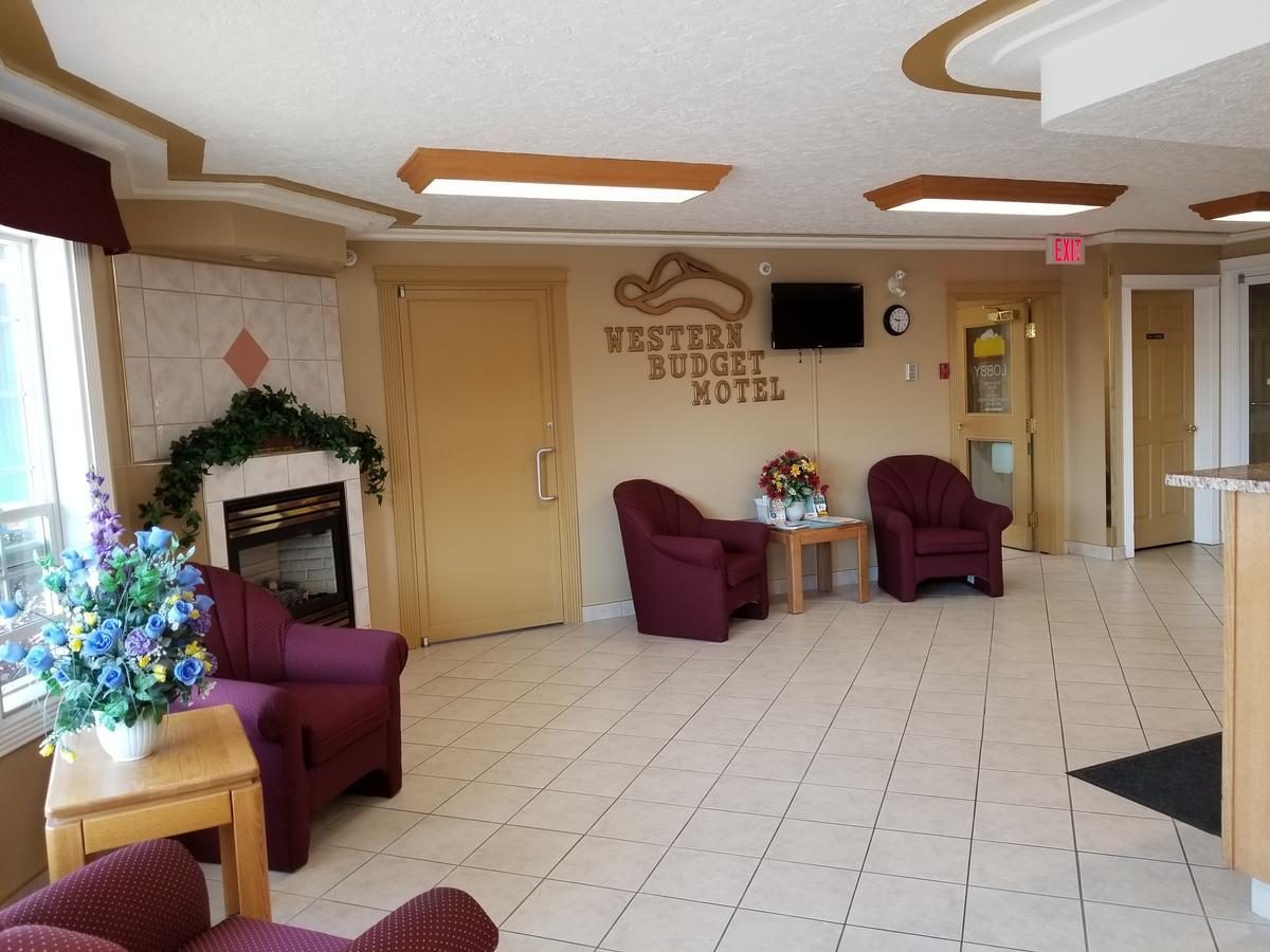 Western Budget Motel West Red Deer Extérieur photo